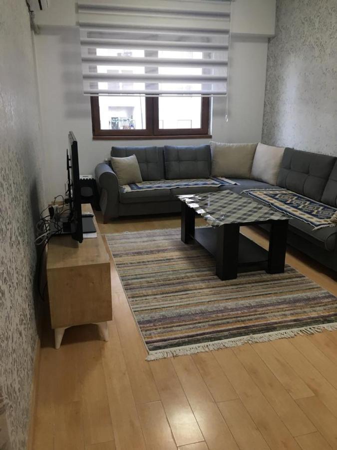 Two Rooms And Kitchen, Bathroom With Balcony Apartment Skopje Exterior foto